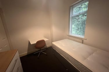 5 bed house, Lower Broughton Road, Charlestown, Salford, M72HR - Image 7